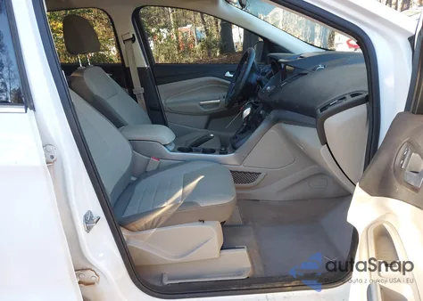 2015 Ford Escape Se z USA, uszkodzony, nr VIN 1FMCU0G97FUA45875